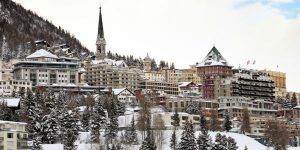 St. Moritz: internationales Wintersportzentrum in sonniger Südlage 